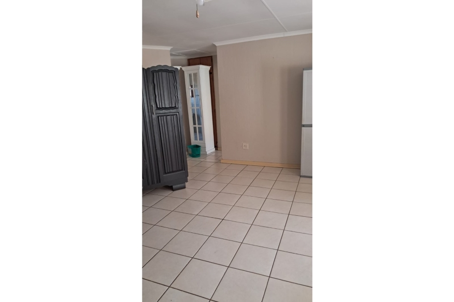 2 Bedroom Property for Sale in Heuwelsig Free State